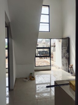 Rumah Dijual di Ciledug Setu Bekasi Mulya Tamansari - Tampak Dalam